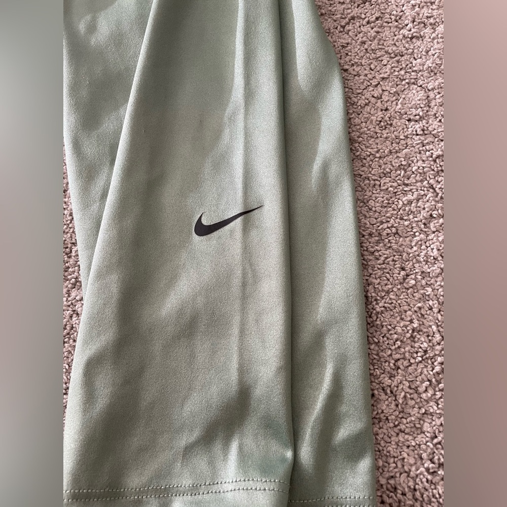 Nike Women’s One Shine Full Length Tights Green Large Mid Rise NWOT - Picture 4 of 7